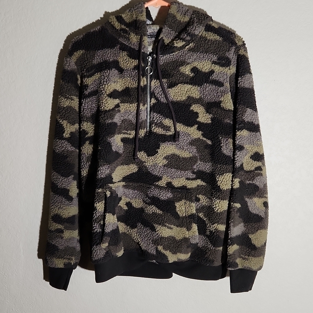 NoBo Sherpa Hoodie Size 15 To 16 Juniors Green Camoflauge